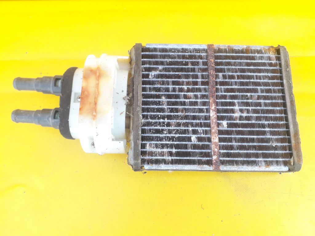 Радиатор отопителя (печки)