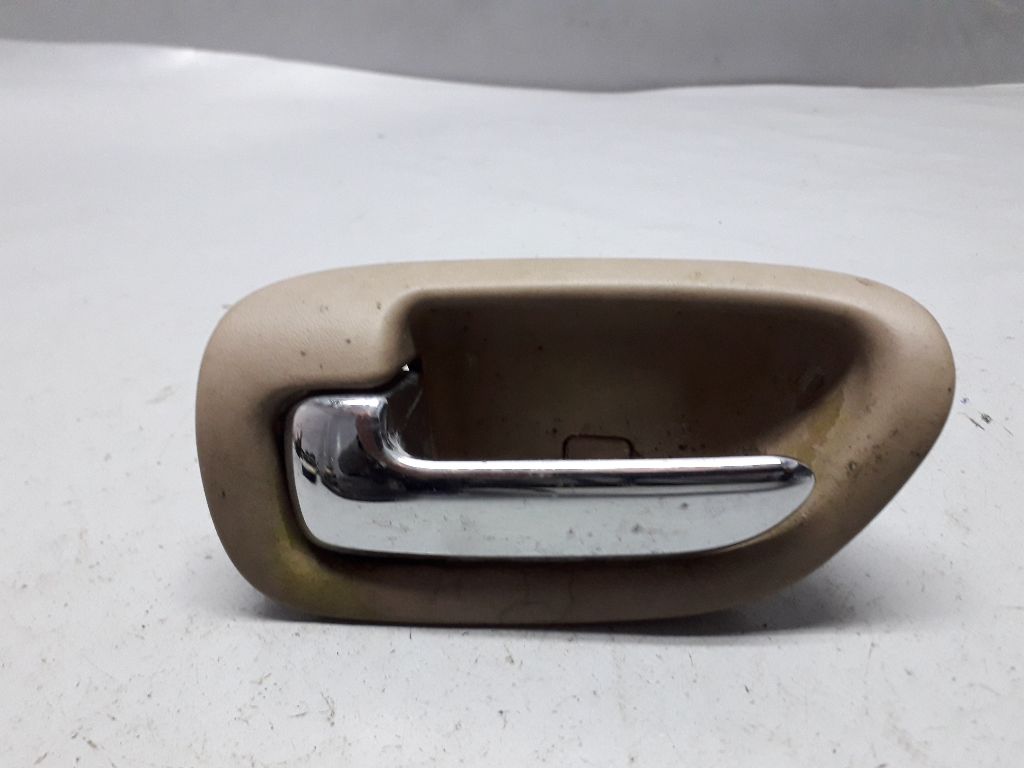 Ручка внутренняя передняя левая