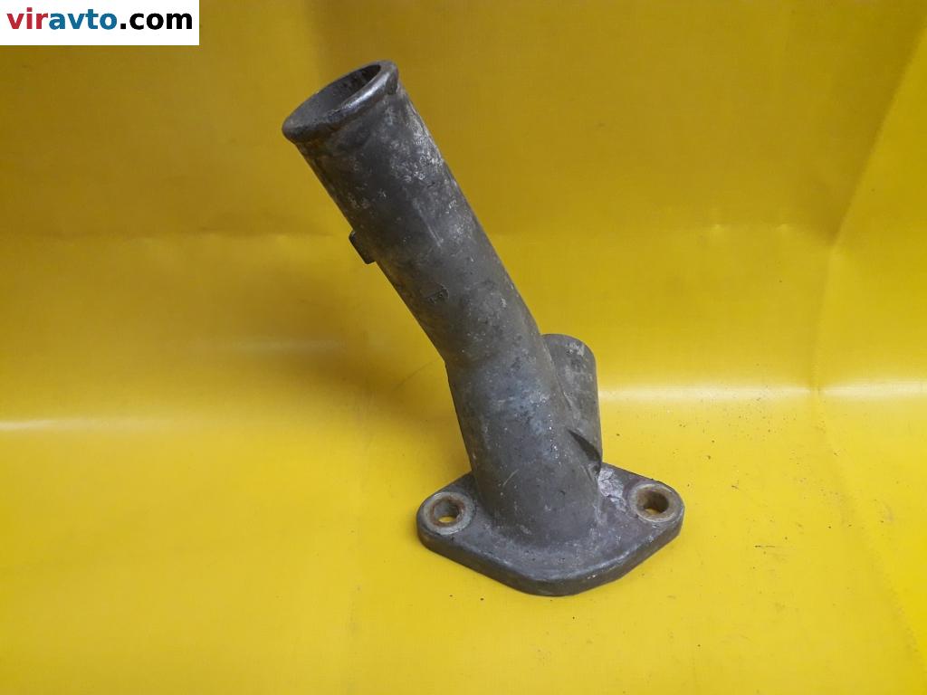 Фланец (тройник) системы охлаждения