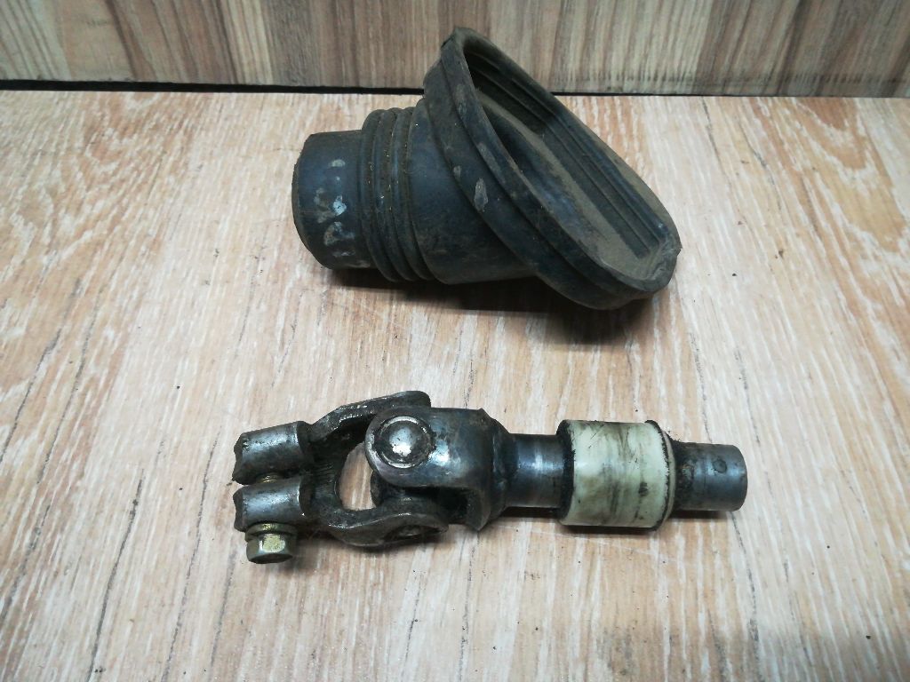 Рулевой карданчик