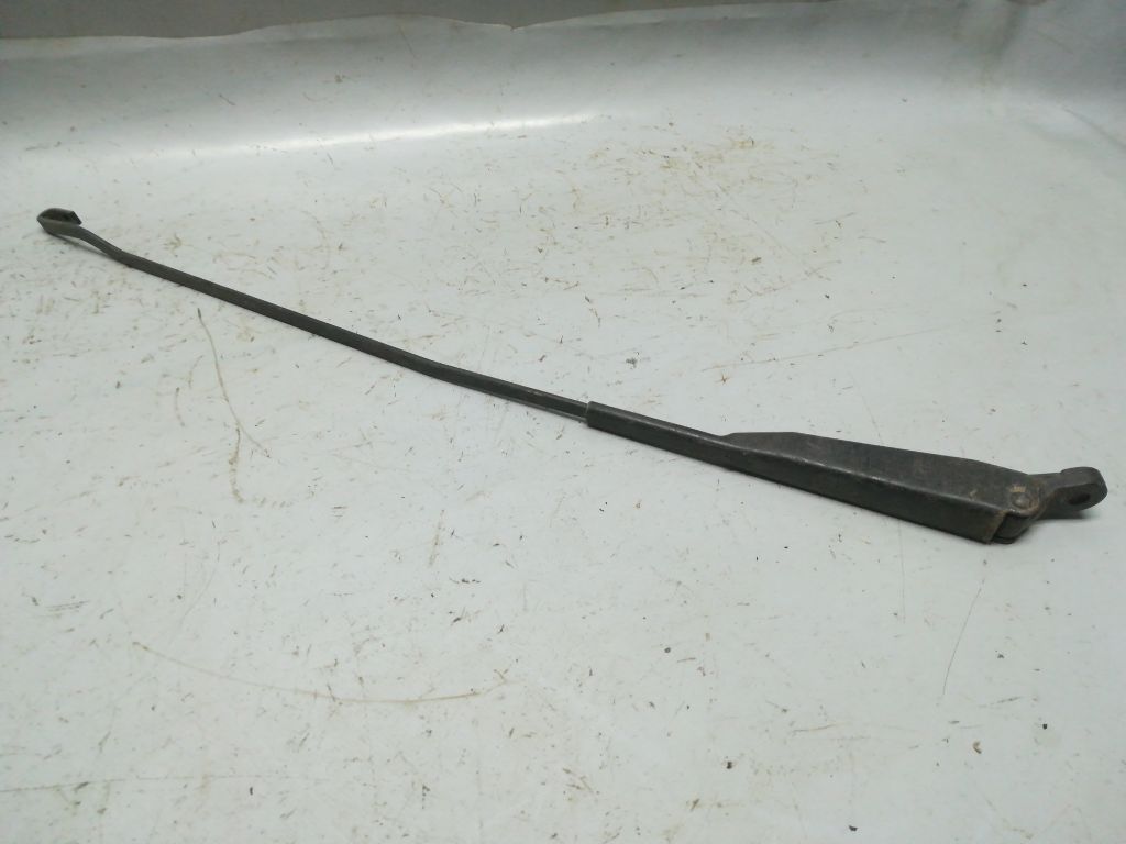 Щеткодержатель (поводок стеклоочистителя, дворник)