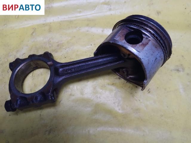 Поршень