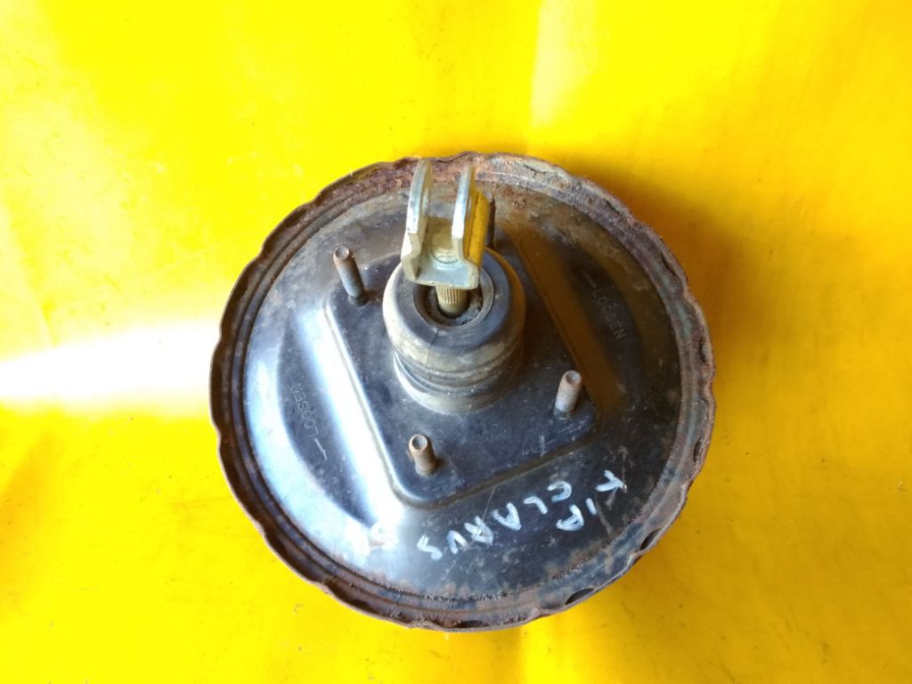 Вакуумный усилитель тормозов