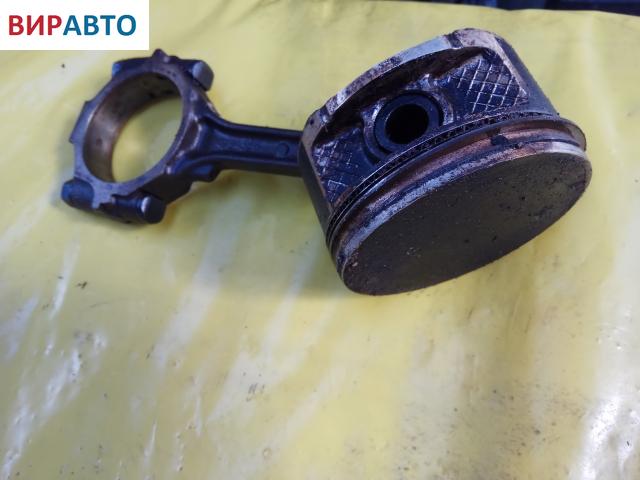 Поршень
