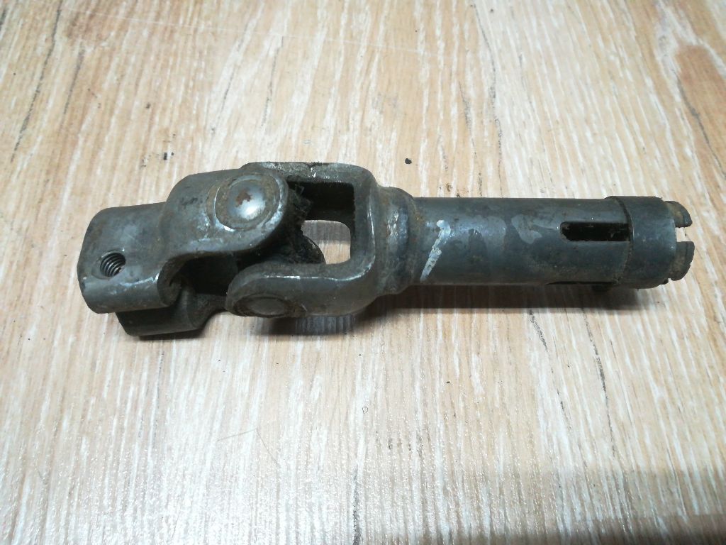 Рулевой карданчик