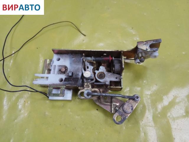 Замок двери задней правой