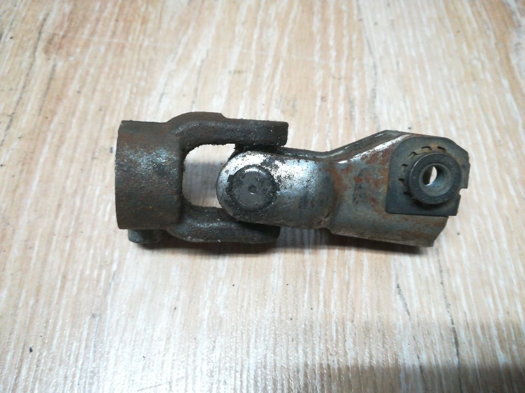 Рулевой карданчик