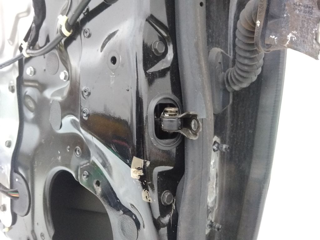 Ограничитель открывания двери