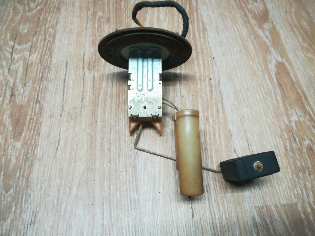 Датчик уровня топлива