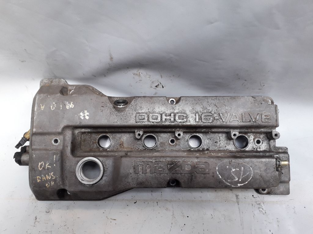 Клапанная крышка