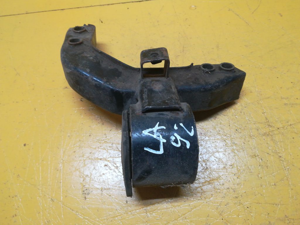 Подушка крепления двигателя